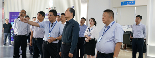 主動(dòng)靠前服務(wù) 精準(zhǔn)紓困解難——安徽省副省長(zhǎng)張曙光訪(fǎng)企調(diào)研